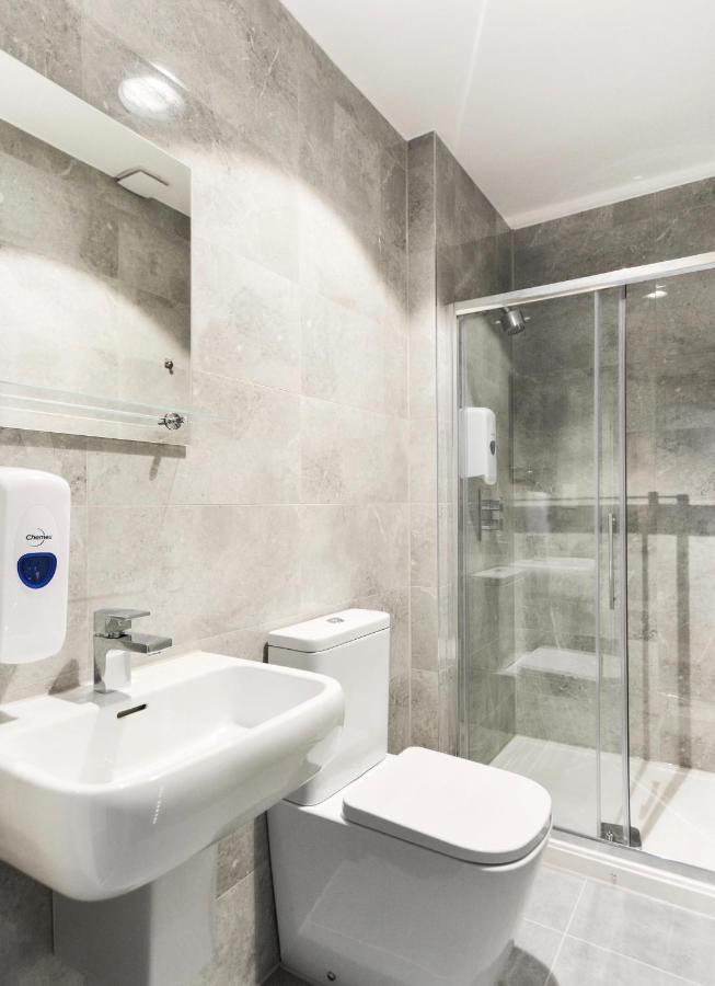 Green View Hotel Near 다트퍼드 외부 사진