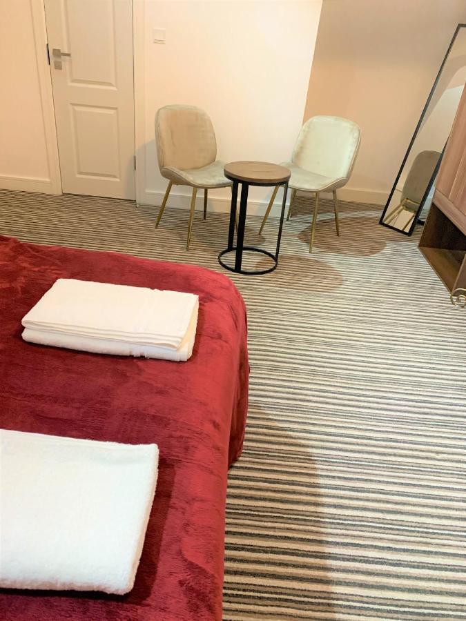 Green View Hotel Near 다트퍼드 외부 사진